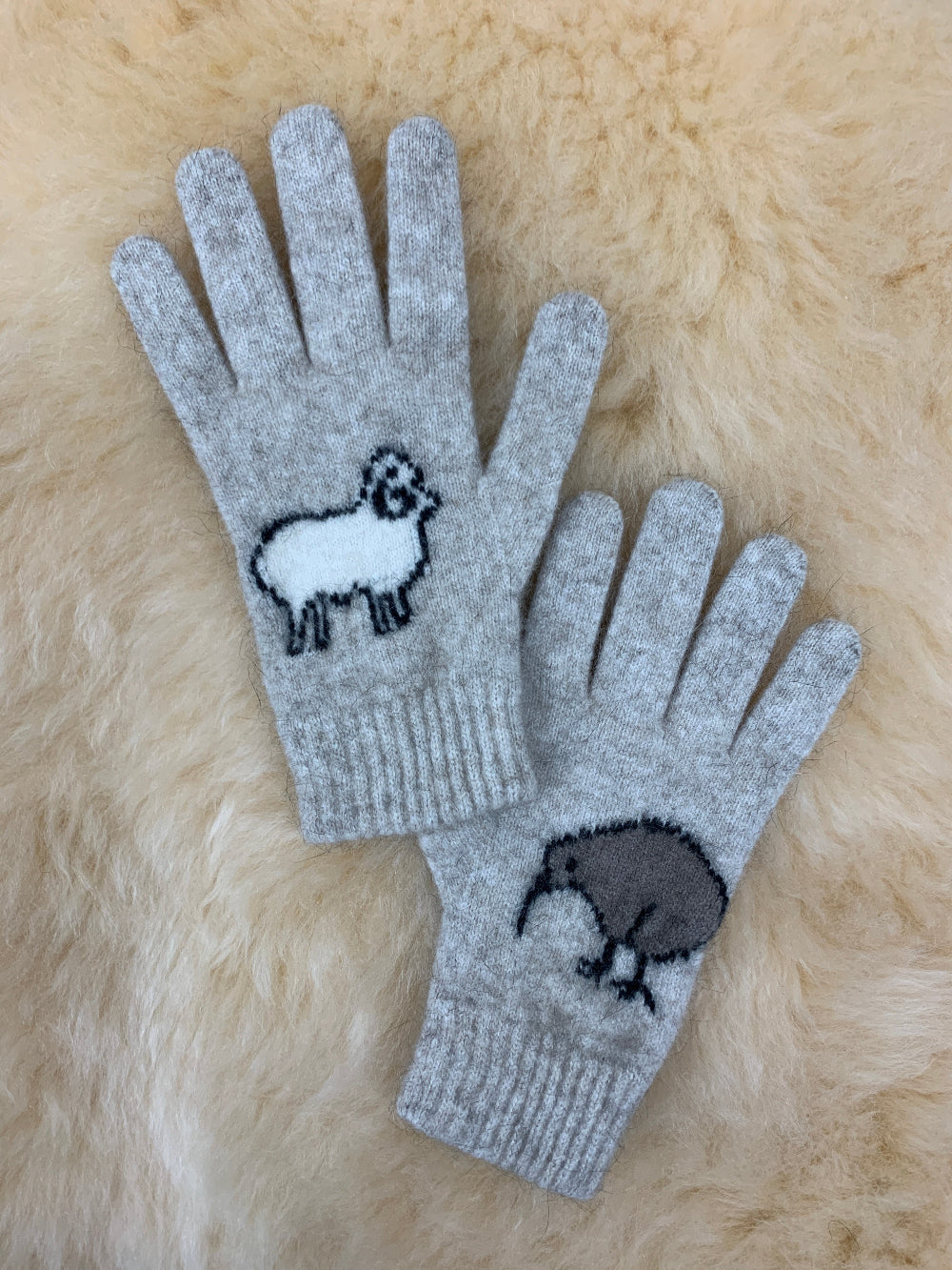 A pair of lichen love with kiwi and sheep